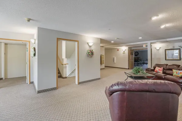 $199,900 | 16510 Tranquility Court, Unit 101, Prior Lake, MN 55372