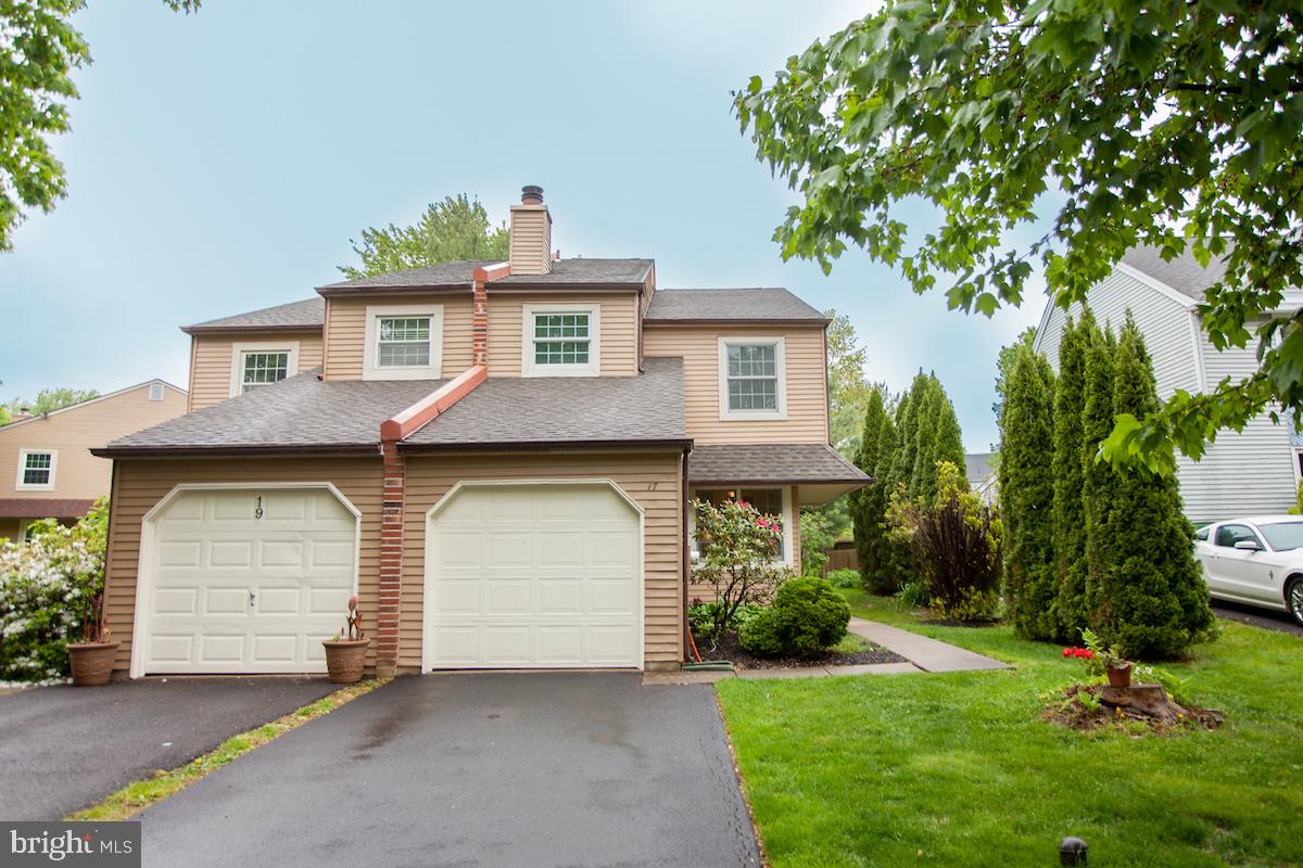 17 Stacey Drive Doylestown, PA 18901 - Photo 2 of 60