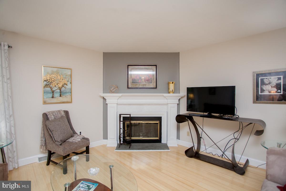 17 Stacey Drive Doylestown, PA 18901 - Photo 9 of 60