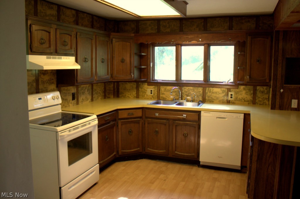 7112 Hudson Road Kent, OH 44240 - Photo 3 of 24 Gallery Image 3