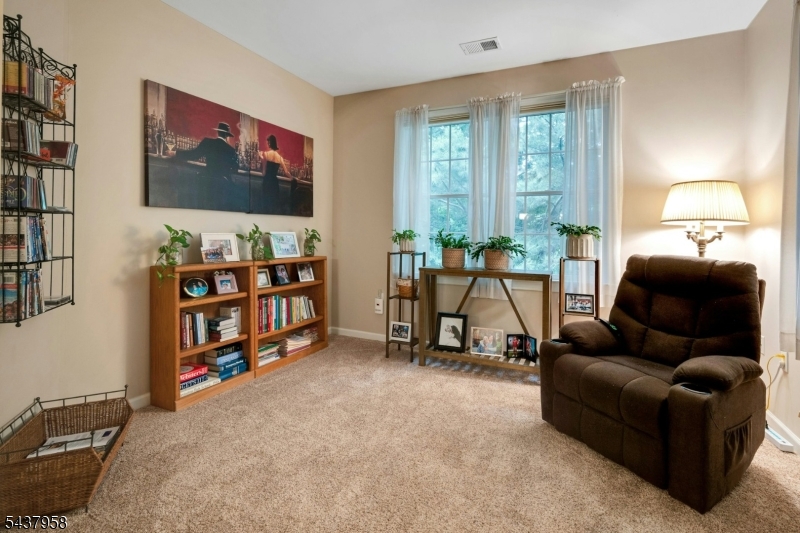 17 Ridgeview Lane Mount Arlington, NJ 07856 - Photo 10 of 27