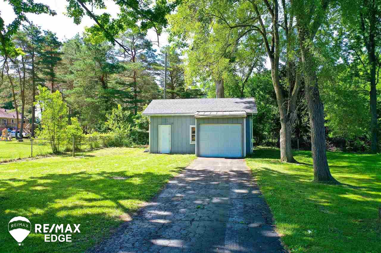 9498 Hubbard Road Davison, MI 48423 - Photo 57 of 63 50045325-56.JPG