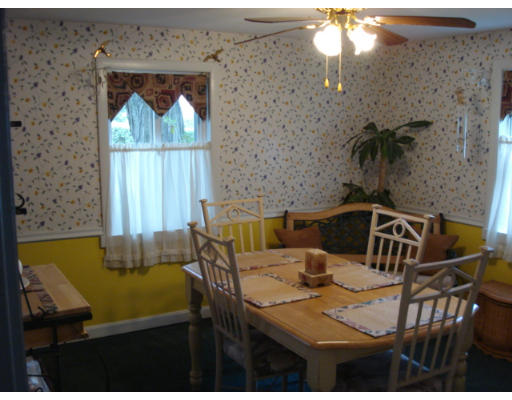26 Elbridge Road Auburn, MA 01501 - Photo 6 of 13 Gallery Image 6