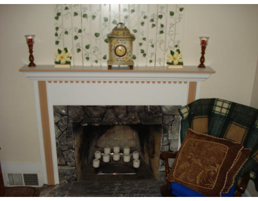 26 Elbridge Road Auburn, MA 01501 - Photo 7 of 13 Gallery Image 7