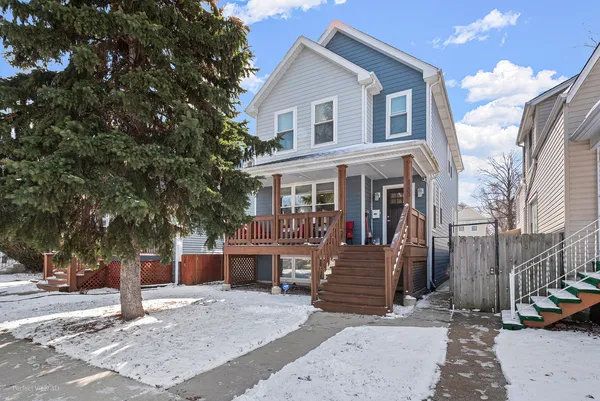 $950,000 | 5033 West Winona Street, Chicago, IL 60630