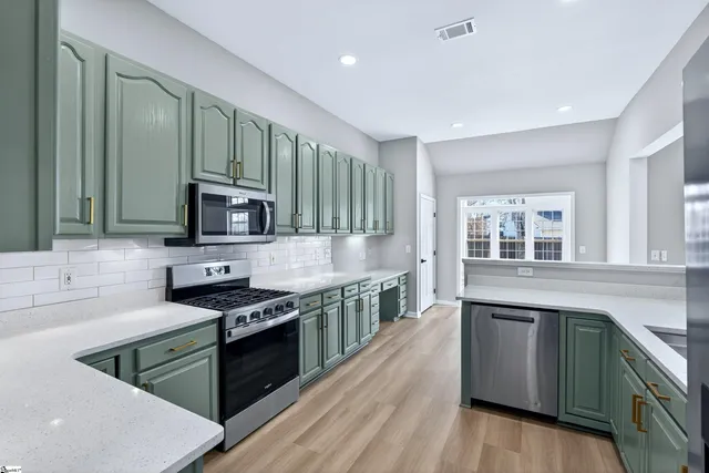 $437,000 | 7 Willow Oak Court, Simpsonville, SC 29681