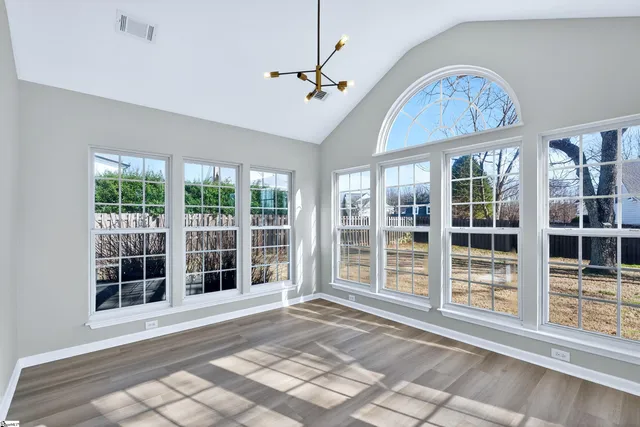 $437,000 | 7 Willow Oak Court, Simpsonville, SC 29681