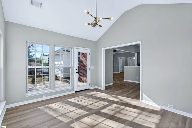 $437,000 | 7 Willow Oak Court, Simpsonville, SC 29681