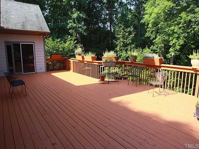 10005 Grafton Road Raleigh, NC 27615 - Photo 23 of 25 A deck everyone will love! Perfect for entertaining! Separate entrance off master suite!