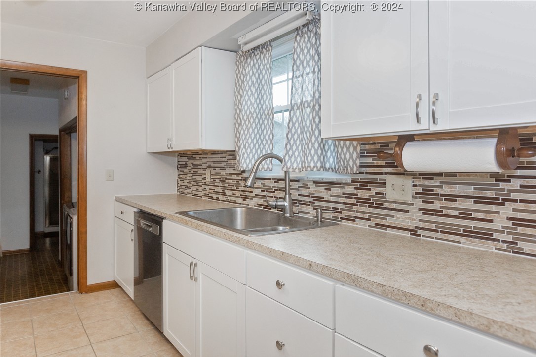 129 Rolling Acres Road Winfield, WV 25213 - Photo 10 of 40 Gallery Image 10