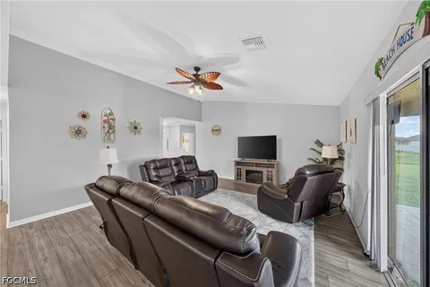 $334,900 | 4060 Northwest 36th Avenue, Cape Coral, FL 33993