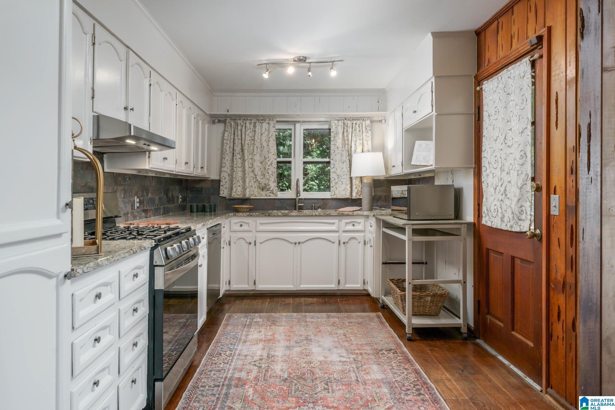 2707 Acton Road Birmingham, AL 35243 - Photo 13 of 39