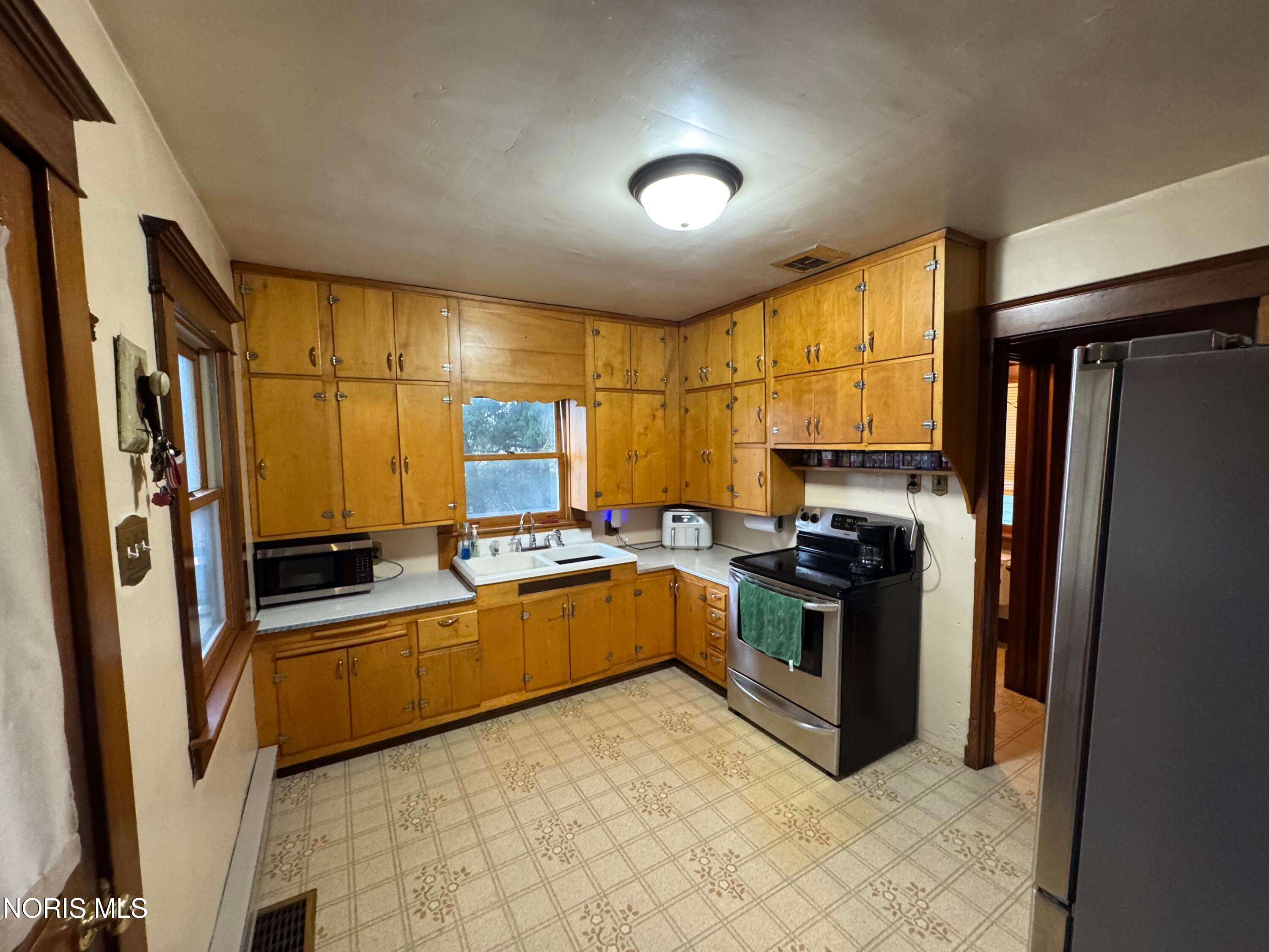8015 Rd R-7 Columbus Grove, OH 45830 - Photo 5 of 22 Gallery Image 5
