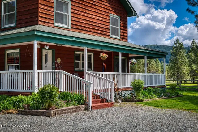 $999,900 | 415 Shale Road, Priest River, ID 83856