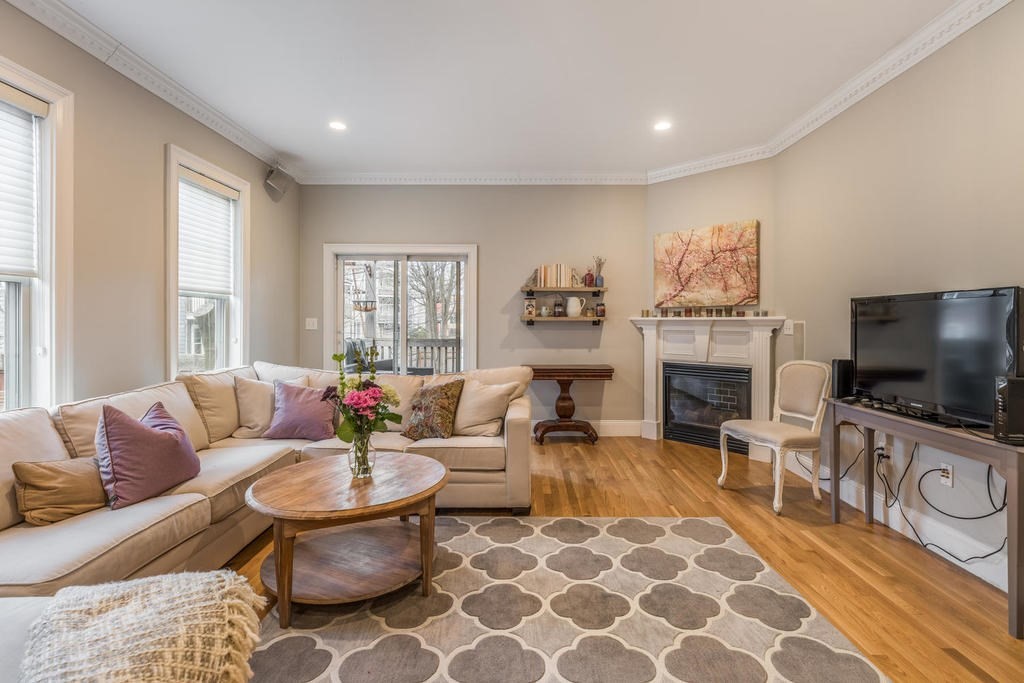 84 O Street, Unit 1 Boston, MA 02127 - Photo 3 of 13