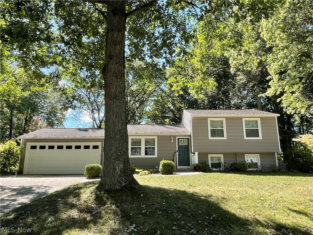 4306 Kenneth Road Stow, OH 44224 - Photo 1 of 20
