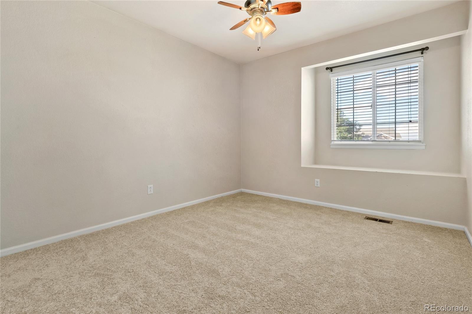 9753 Bucknell Way Highlands Ranch, CO 80129 - Photo 16 of 25 Gallery Image 16