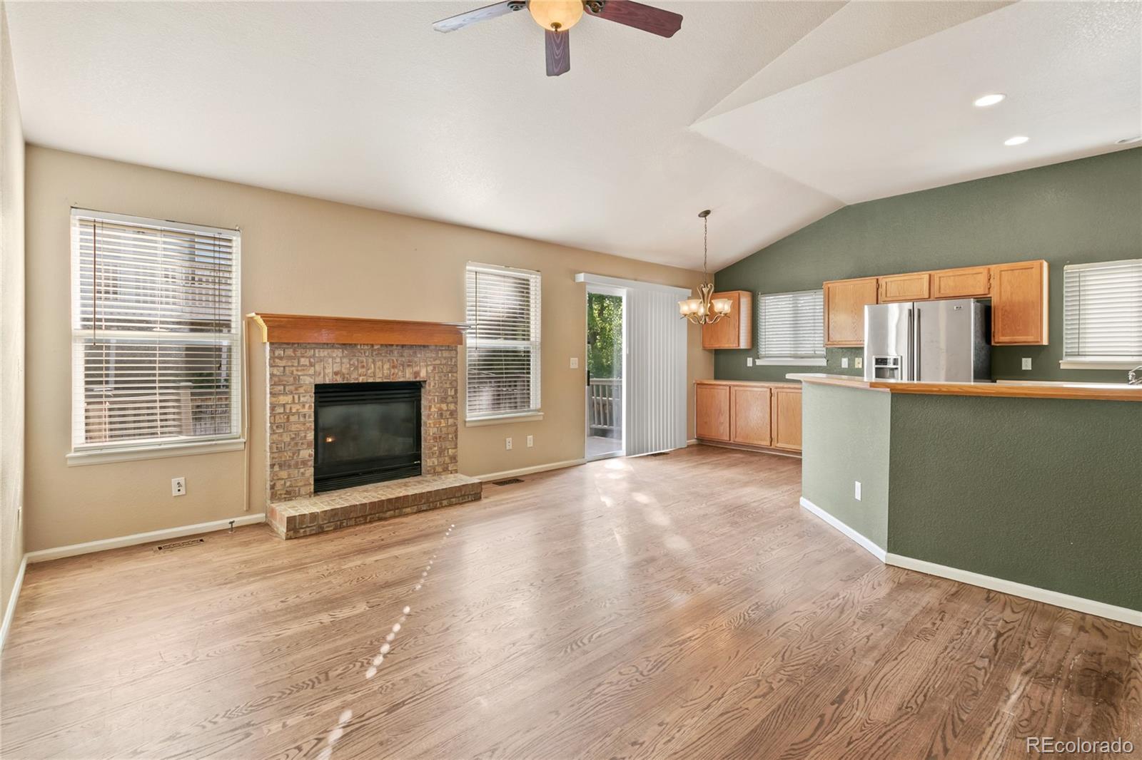 9753 Bucknell Way Highlands Ranch, CO 80129 - Photo 5 of 25 Gallery Image 5