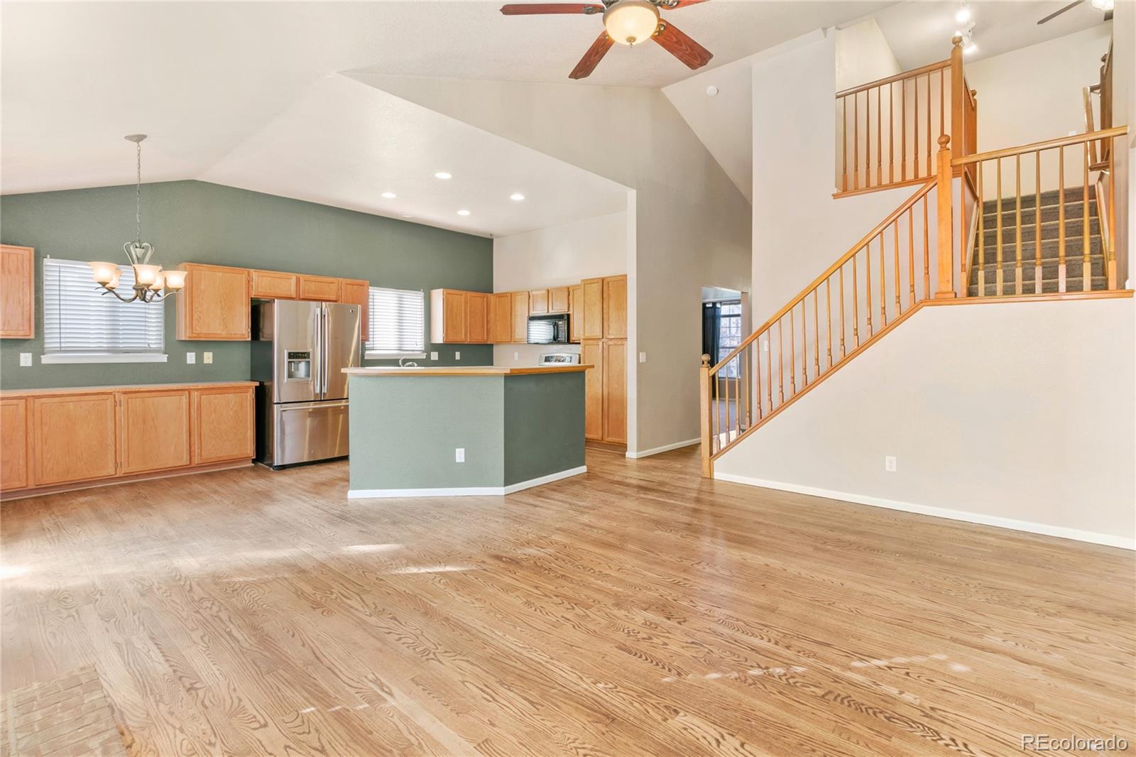 9753 Bucknell Way Highlands Ranch, CO 80129 - Photo 6 of 25 Gallery Image 6