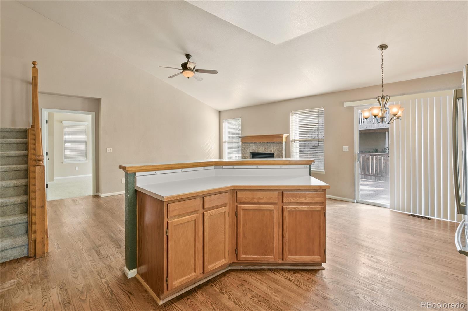 9753 Bucknell Way Highlands Ranch, CO 80129 - Photo 9 of 25 Gallery Image 9