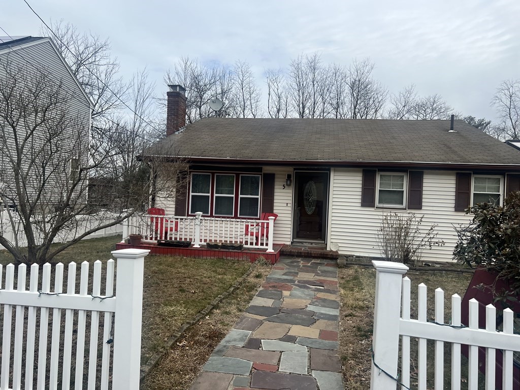 5 Rockefeller Street Randolph, MA 02368 - Photo 3 of 41 Gallery Image 3