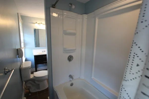 $2,700 | 41 South Street, Franklin, MA 02038