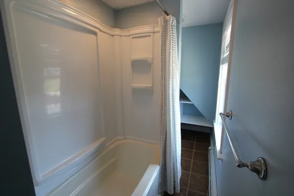 $2,700 | 41 South Street, Franklin, MA 02038