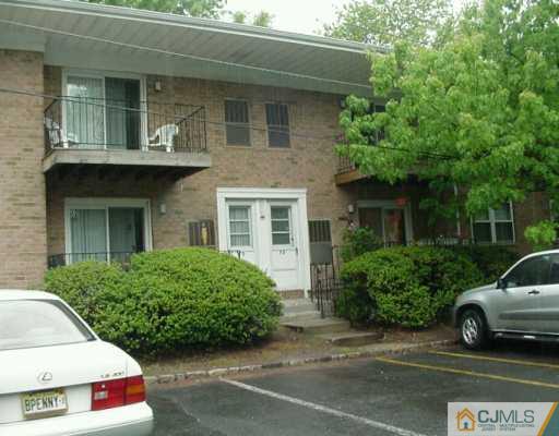 183 Evergreen Road, Unit 5B Edison, NJ 08837 - Photo 1 of 5 Gallery Image 1