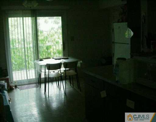 183 Evergreen Road, Unit 5B Edison, NJ 08837 - Photo 3 of 5 Gallery Image 3