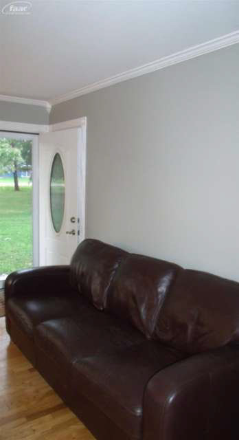 9186 Reid Road Swartz Creek, MI 48473 - Photo 10 of 40 20420624-9.JPG