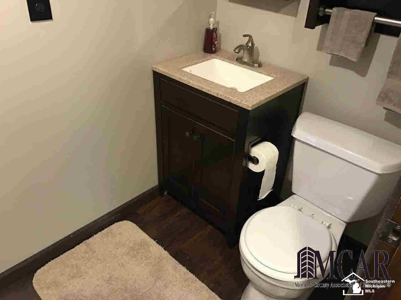 2587 Carleton Rockwood Road Carleton, MI 48117 - Photo 13 of 28 21256992-12.JPG