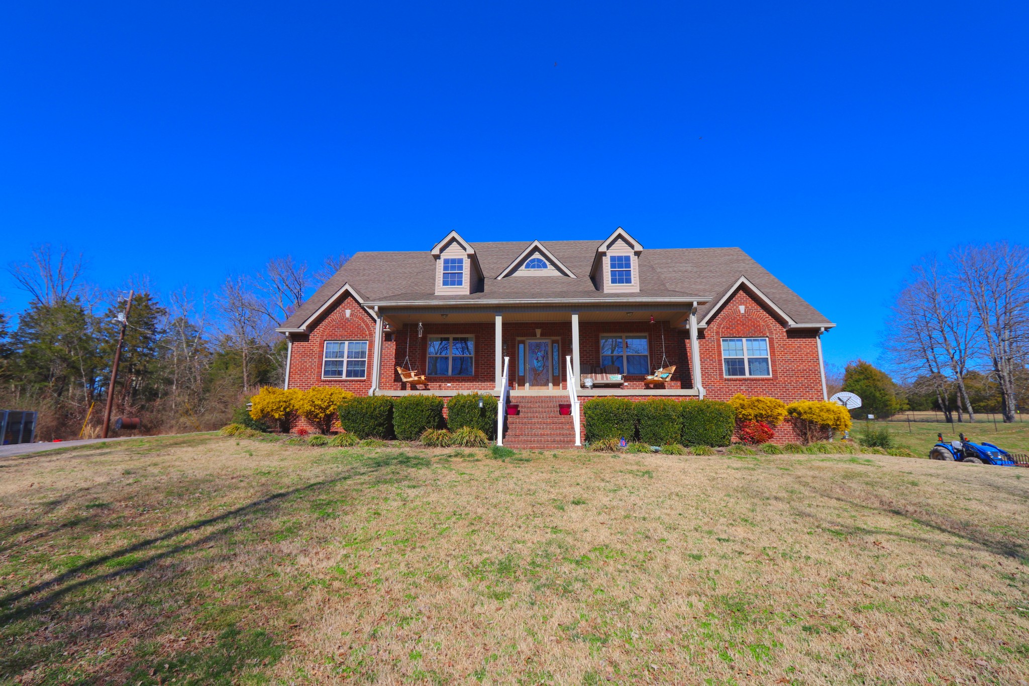 621 Hamilton Chambers Road Lebanon, TN 37087 - Photo 1 of 37 a front view of a house with a yard