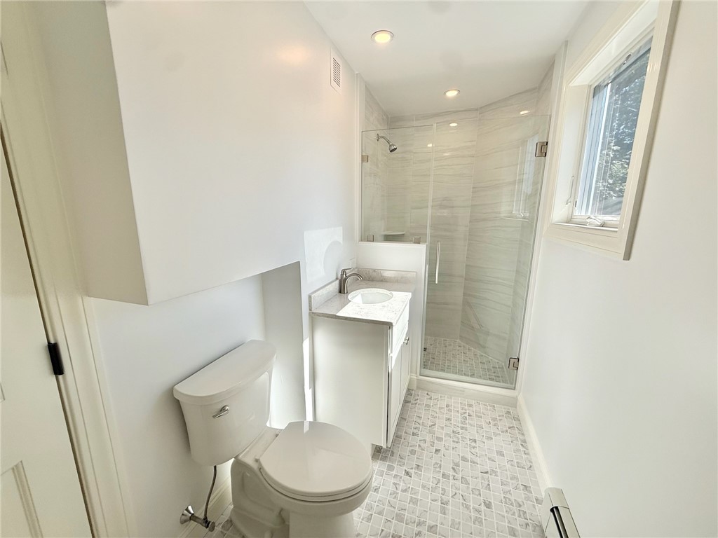 3 Freeborn Street, Unit 1 Newport, RI 02840 - Photo 11 of 17