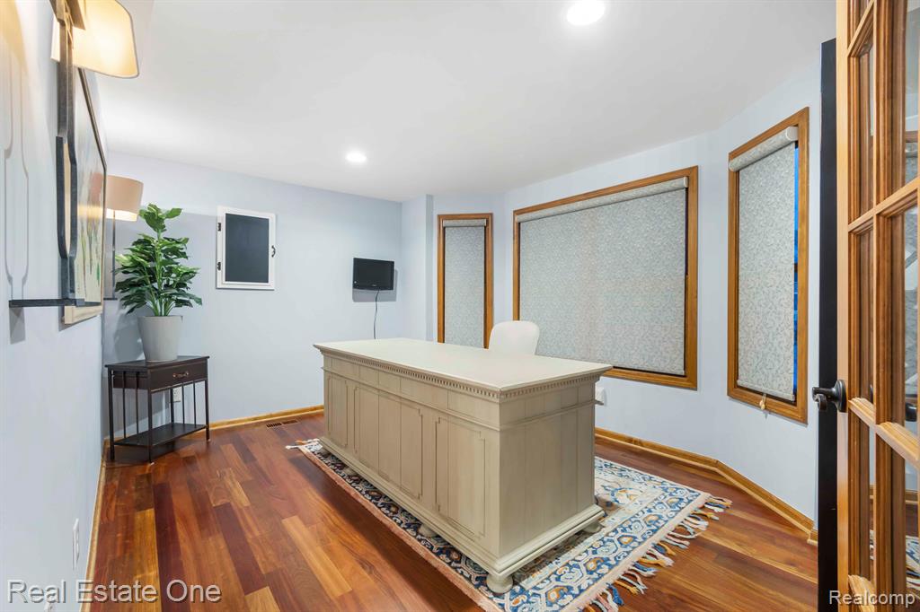 603 Parkdale Avenue Rochester, MI 48307 - Photo 12 of 43