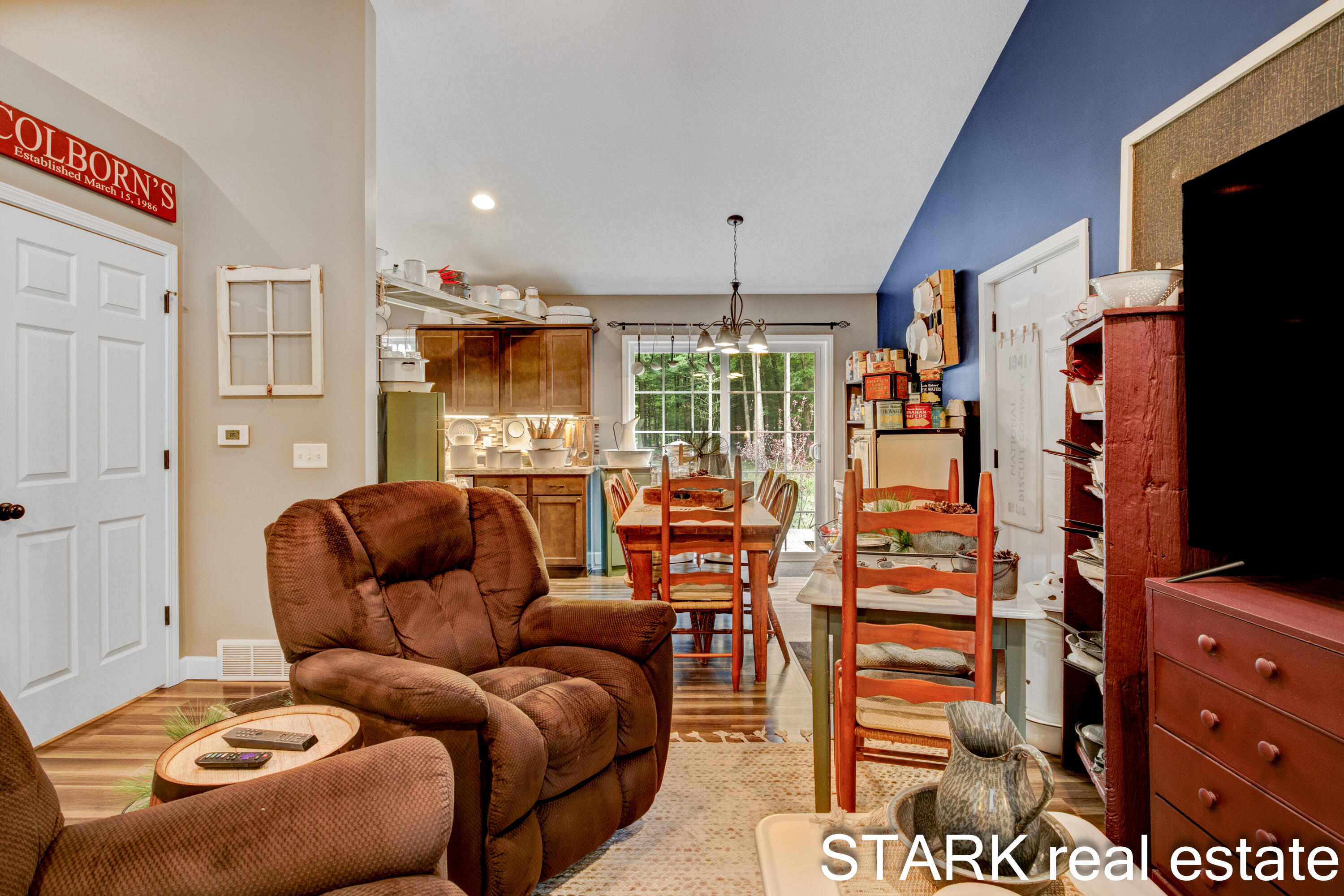 6663 Hall Road Muskegon, MI 49442 - Photo 18 of 52 Rob Stark 6663 Hall Road-19