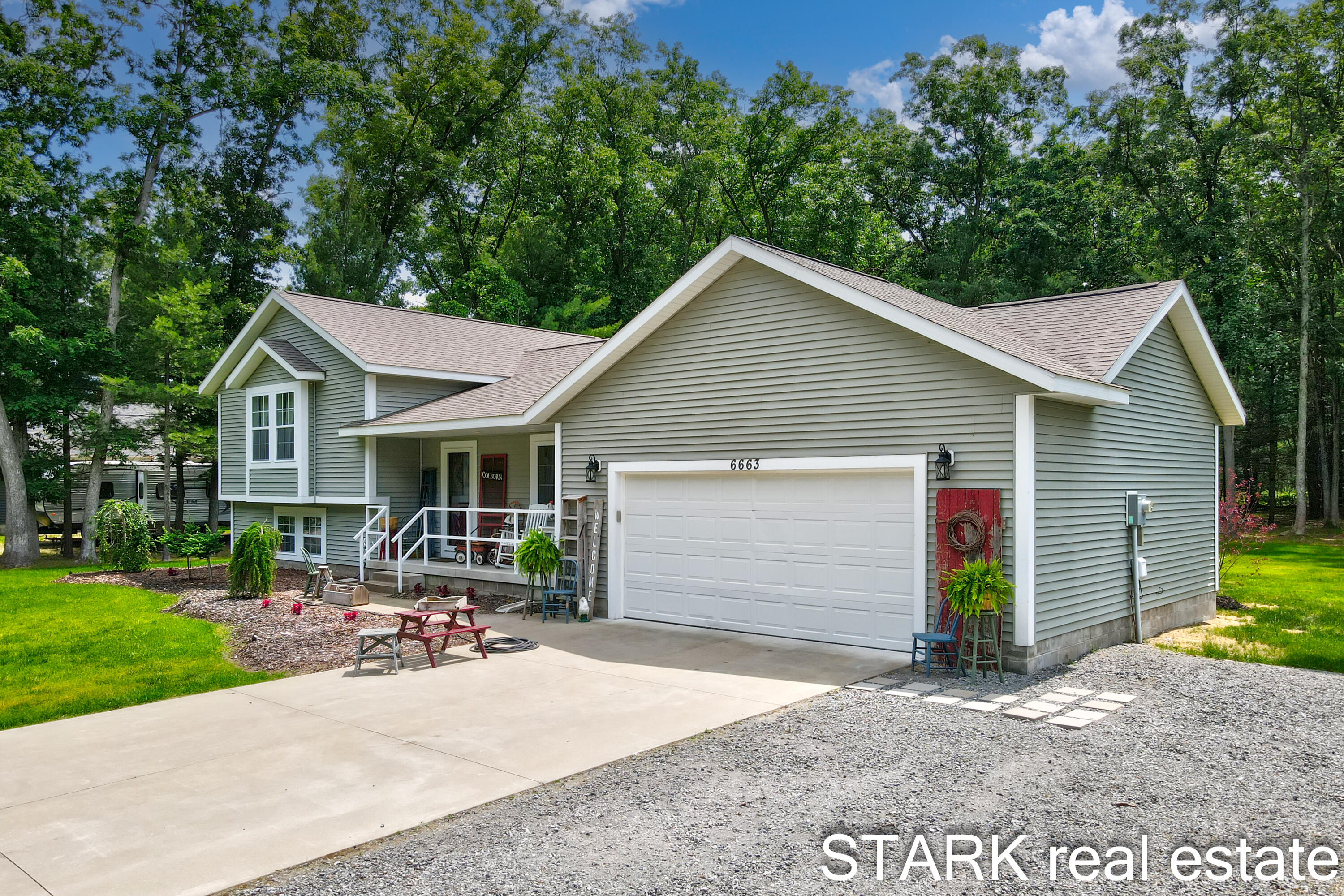Rob Stark 6663 Hall Road-3
