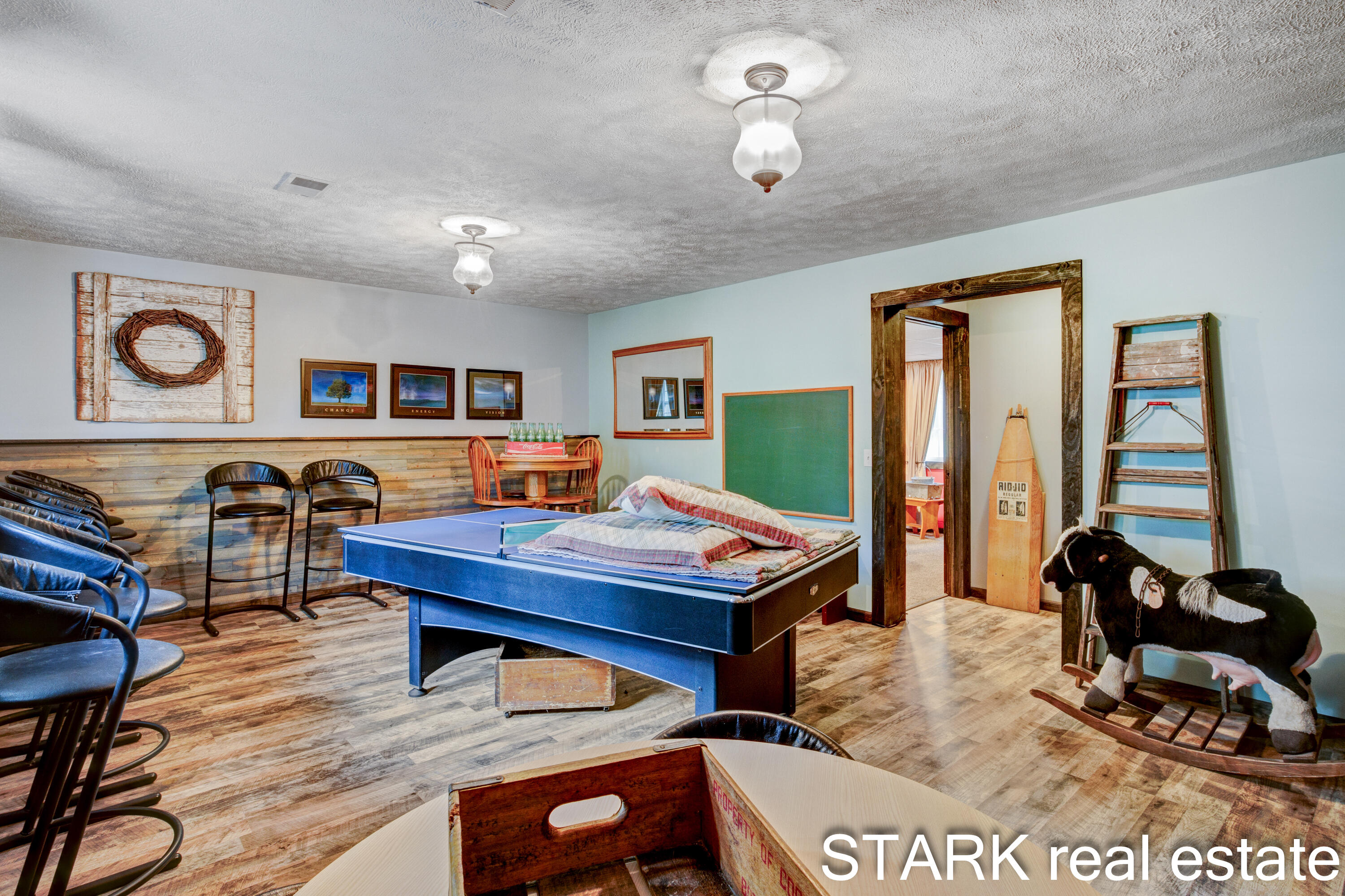 6663 Hall Road Muskegon, MI 49442 - Photo 33 of 52 Rob Stark 6663 Hall Road-37