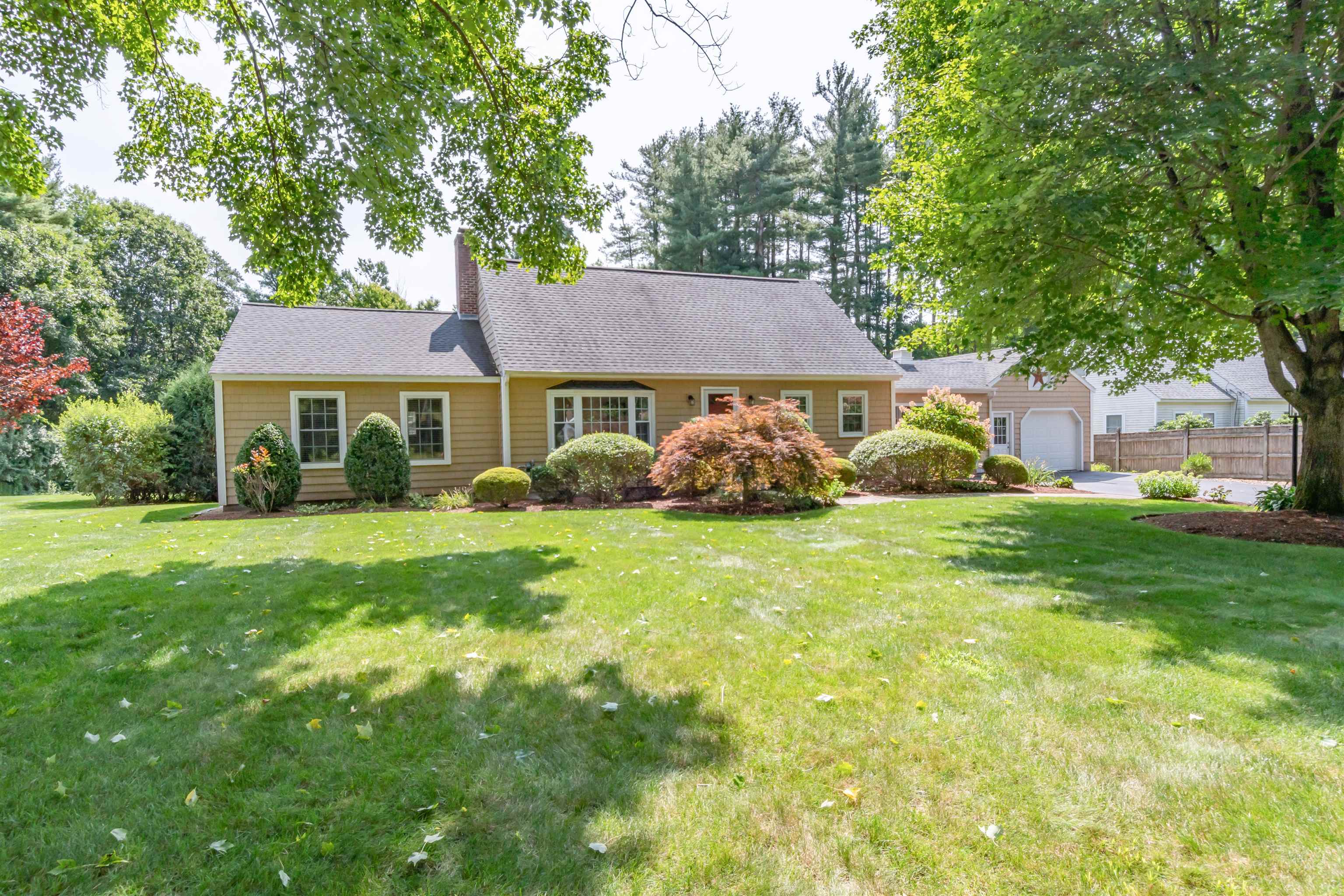 66 New Searles Road Nashua, NH 03062 - Photo 1 of 37 Gallery Image 1