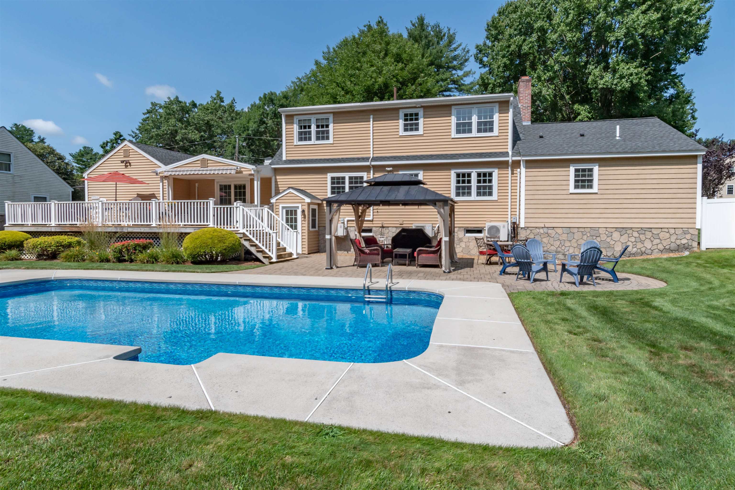 66 New Searles Road Nashua, NH 03062 - Photo 22 of 37 Gallery Image 22