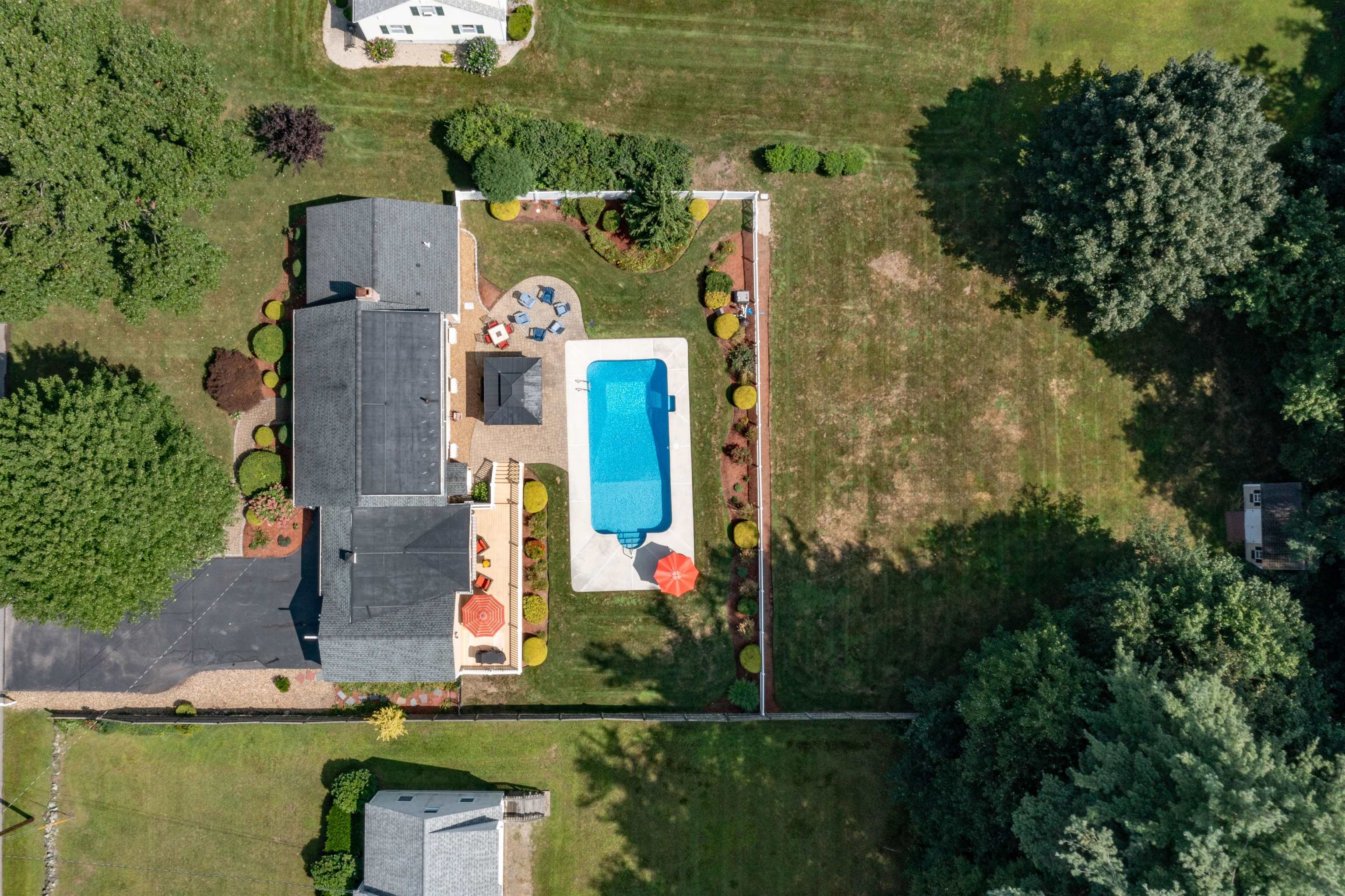 66 New Searles Road Nashua, NH 03062 - Photo 27 of 37 Gallery Image 27