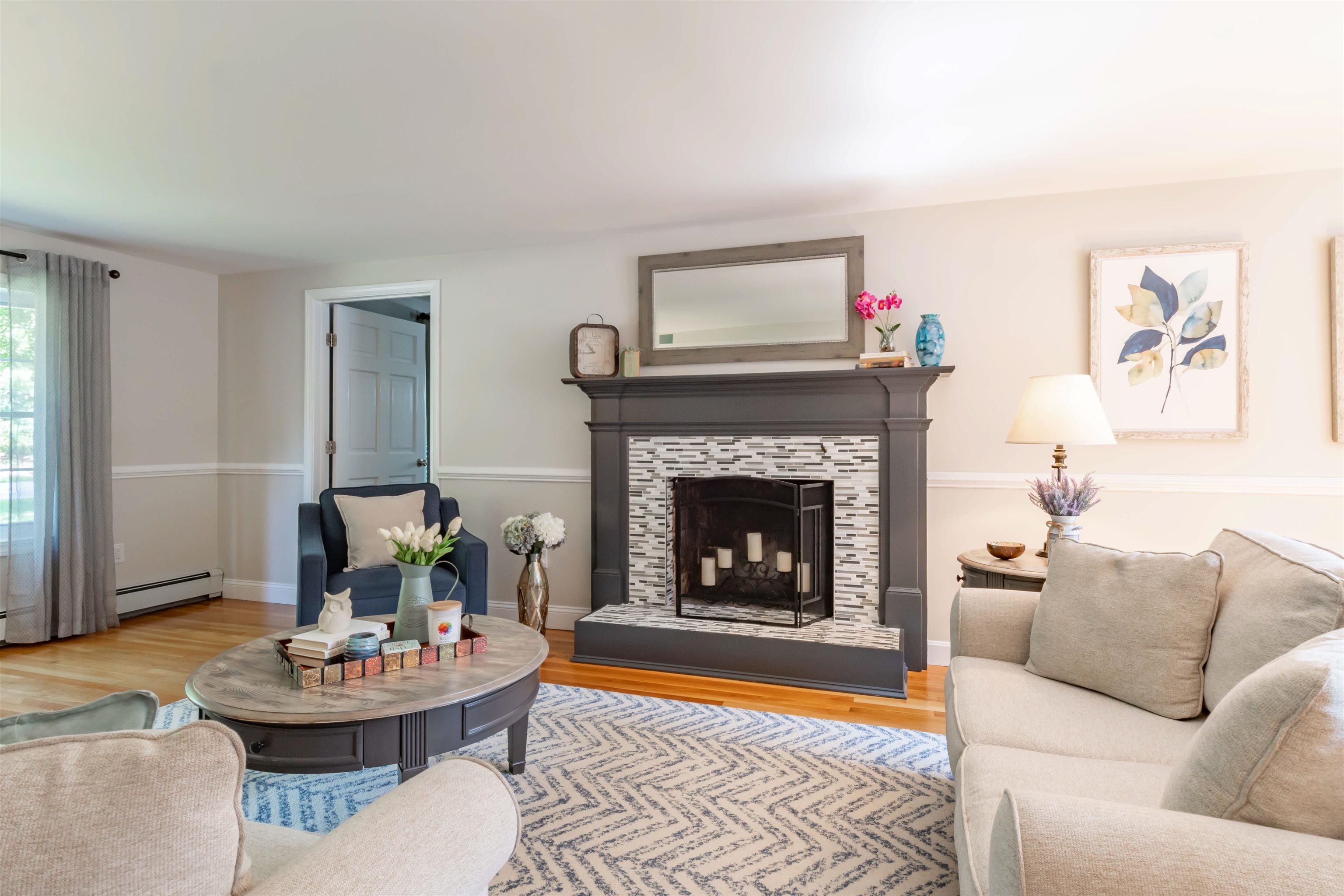 66 New Searles Road Nashua, NH 03062 - Photo 3 of 37 Gallery Image 3