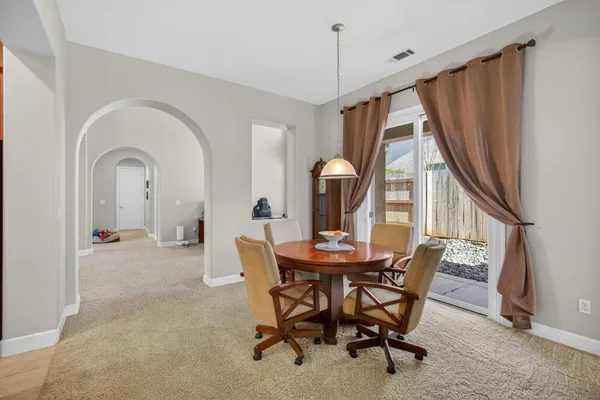 $609,900 | 751 Woodacre Drive, Redding, CA 96002