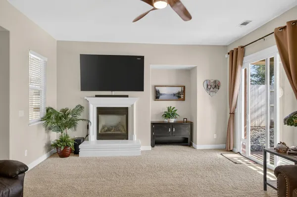 $609,900 | 751 Woodacre Drive, Redding, CA 96002