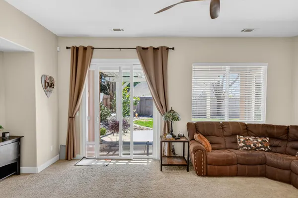 $609,900 | 751 Woodacre Drive, Redding, CA 96002