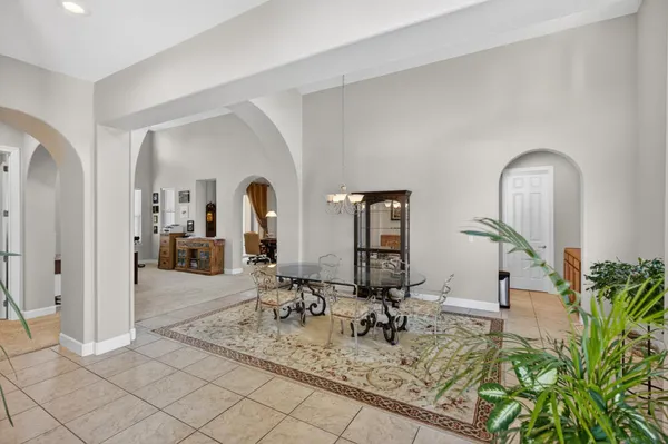 $609,900 | 751 Woodacre Drive, Redding, CA 96002