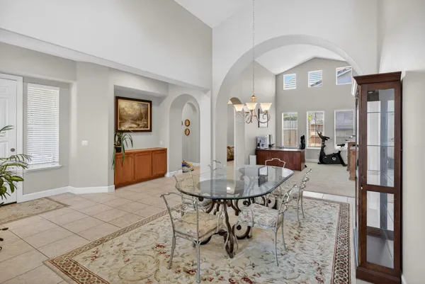 $609,900 | 751 Woodacre Drive, Redding, CA 96002