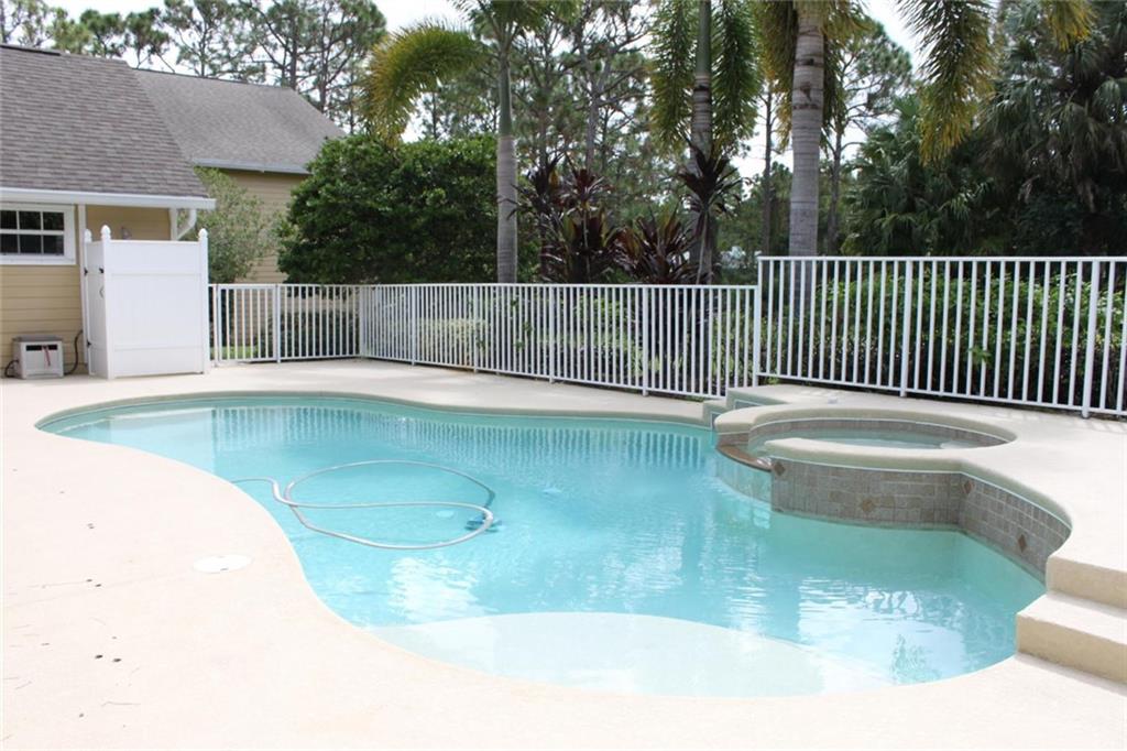 10902 Southwest Hawkview Circle Stuart, FL 34997 - Photo 29 of 78 Gallery Image 29