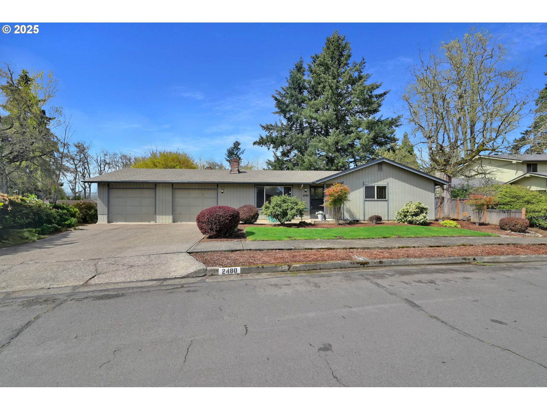 2480 Chuckanut Street Eugene, OR 97408 - Photo 2 of 44 a view of house and outdoor space