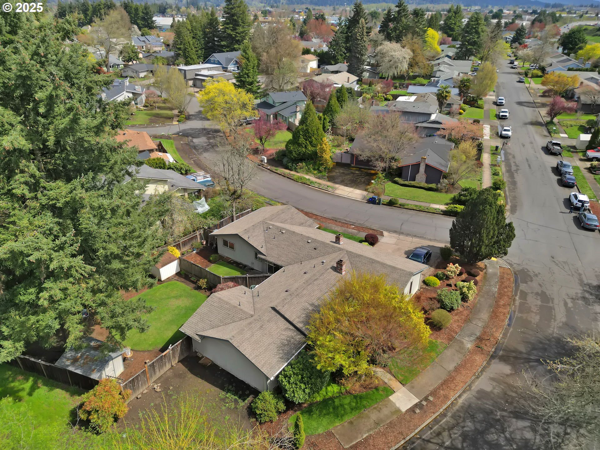 2480 Chuckanut Street Eugene, OR 97408 - Photo 40 of 44 an aerial view of a house with a yard