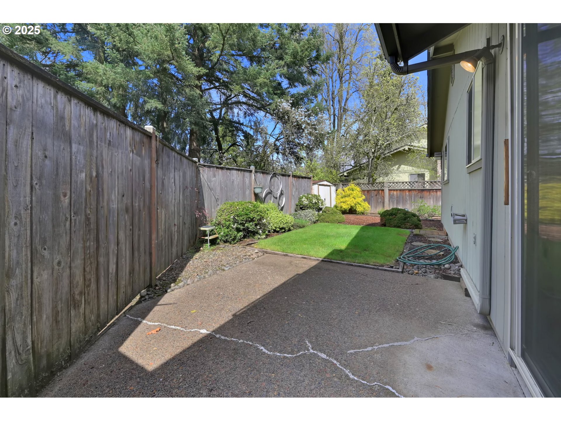 2480 Chuckanut Street Eugene, OR 97408 - Photo 8 of 44 a view of a backyard with plants